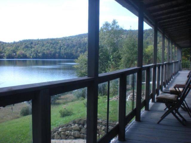 Le Lodge Du Lac Saint-Faustin Kültér fotó