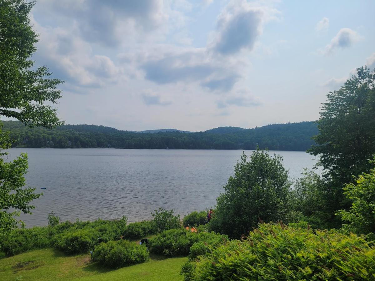 Le Lodge Du Lac Saint-Faustin Kültér fotó
