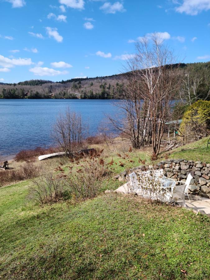 Le Lodge Du Lac Saint-Faustin Kültér fotó